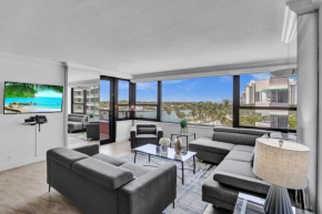 Corner 2BR With Ocean View and Beach Access 820